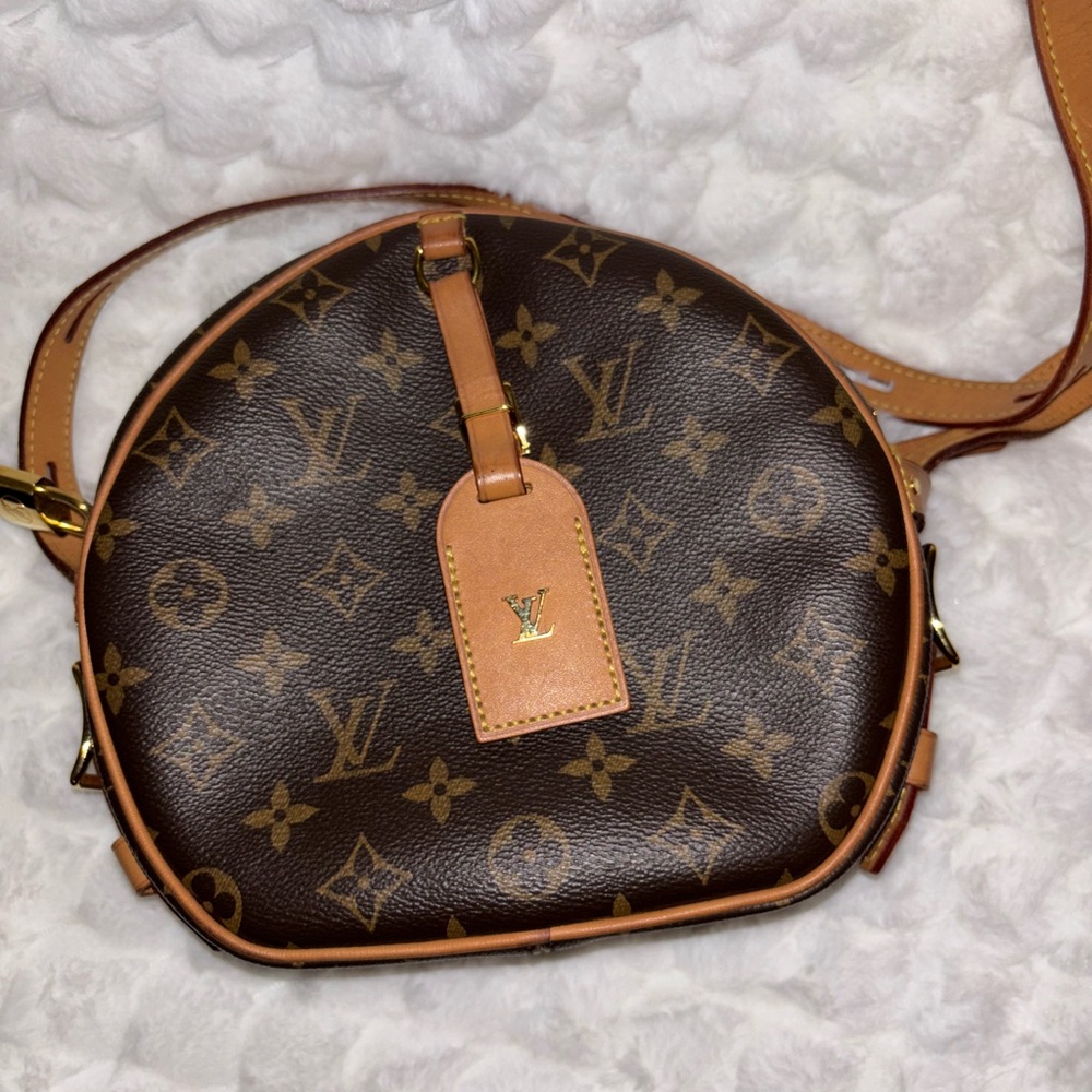 Louis Vuitton Boite Chapeau Souple Brown Monogram Crossbody Bag